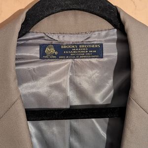 Men's Brooks Brothers Suit sz 42/36 long ~ new?